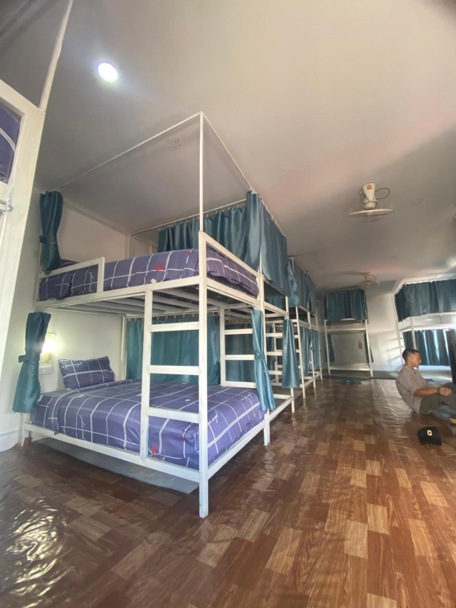 Downtown Vang Vieng Hotel Bagian luar foto